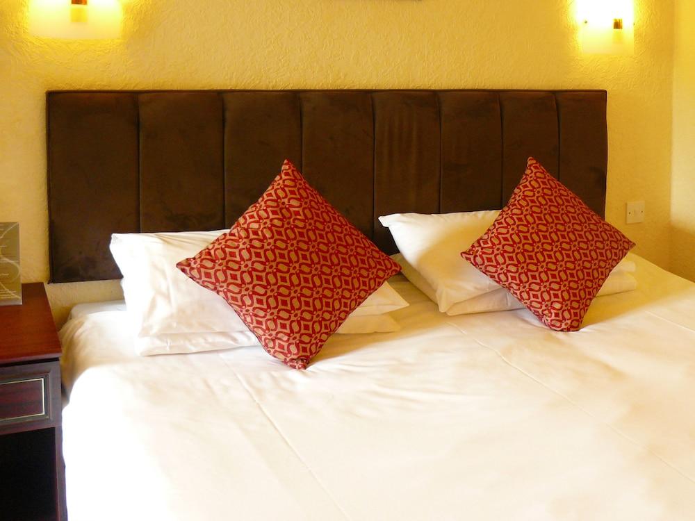 Springfield Hotel & Health Club Halkyn Εξωτερικό φωτογραφία