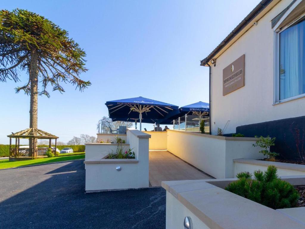 Springfield Hotel & Health Club Halkyn Εξωτερικό φωτογραφία